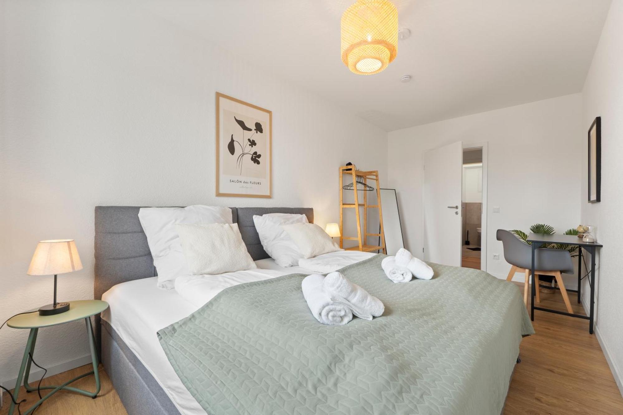 *Top* Moderne Wohnung - Naehe Koeln: Dom, Messe, Flughafen, Lanxess-Arena Бергиш Гладбах Екстериор снимка