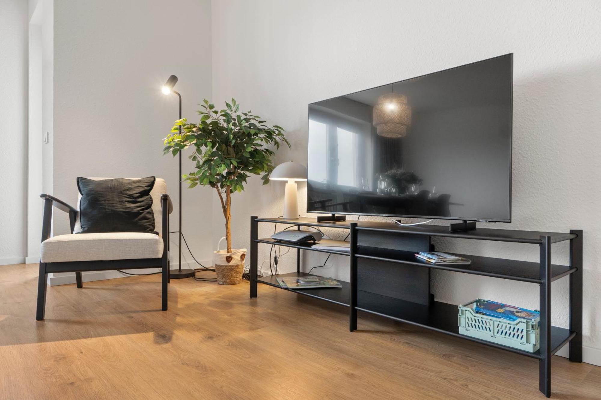 *Top* Moderne Wohnung - Naehe Koeln: Dom, Messe, Flughafen, Lanxess-Arena Бергиш Гладбах Екстериор снимка